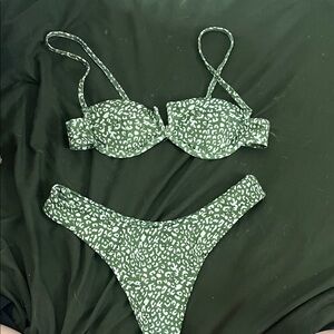 Stylish Green Patterned Bikini Set